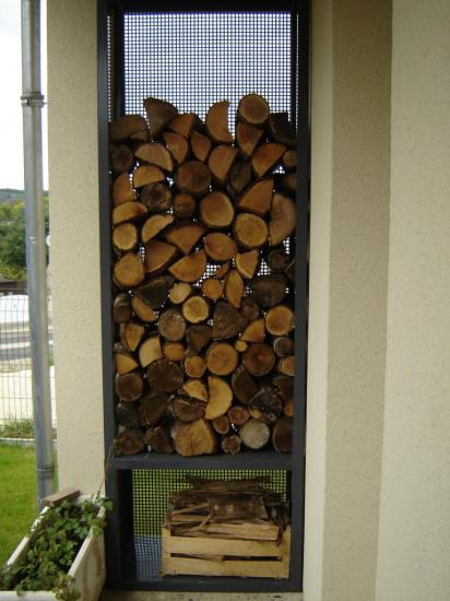 réserve de bois exterieur